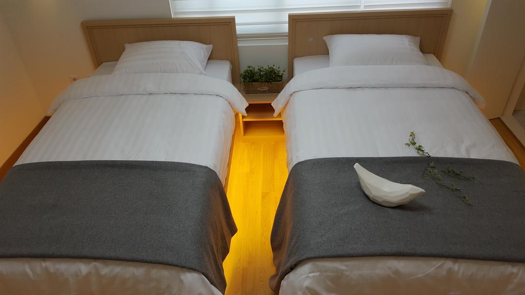 Woo Guest House Seoul Værelse billede