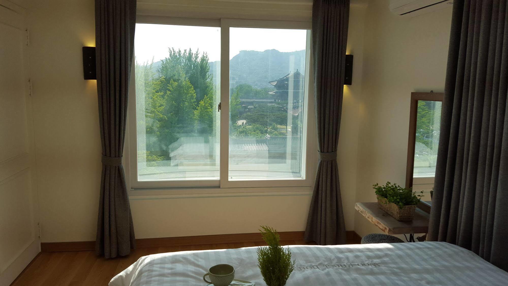 Woo Guest House Seoul Eksteriør billede
